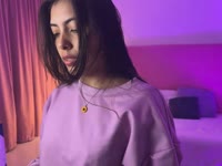 I am a Smart and lovely girl who loves to meet new things, people and cultures. I also enjoy trying new things everyday,new experiences. I love to share great moments and believe me, I like to know where your mind can go when you see me.