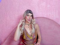 I am Samantha Ros, a trans guy with irresistible energy, playful and completely spontaneous. My presence doesn