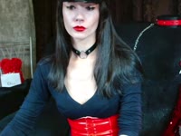 Fetish Goddess online. Strict. Experienced. Bossy !