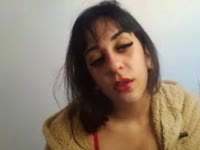 Hoi, ik ben Luna! Ik ben 27 jaar oud, Waterman, maar met een heel sterk Vissen-ascendant ❤️ Ik beschouw mezelf als een sexy vrouw; ik heb zelfs tatoeages op zeer strategische plaatsen. Ik hou ervan om gewaardeerd te worden en te weten dat ik interesse wek. Maar tegelijkertijd ben ik ook lief, nieuwsgierig, gepassioneerd en hou ik ervan om goed verzorgd en verwend te worden. Ik hou ook van communiceren, ideeën uitwisselen, nieuwe dingen leren, en mijn verbeeldingskracht is heel vruchtbaar.Ik hou echt van rock 