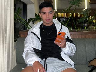Asian_hunkyguy