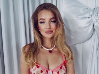 sex show online MayaGal