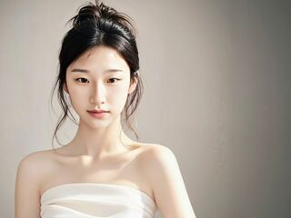 topless cam girl MoleSon