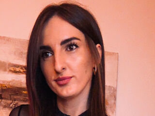 chat room live show LauraRiccoo