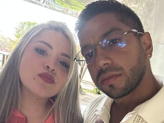 cam couple chat room NicoleandTim