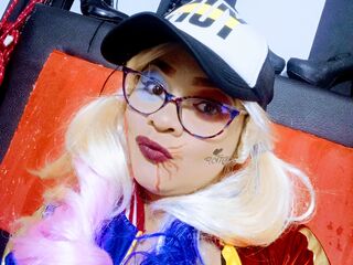 foot worship web cam BellucciSarah