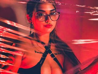 live bdsm camgirl JanetSpicer