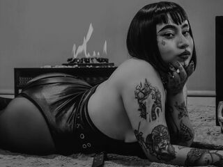 webcamgirl bondage cam JessYves