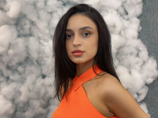 streaming live cam AdoraCortes