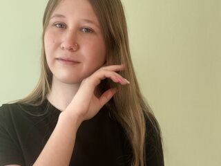 free live chat AdriaSecker