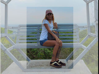 free online chat Akhisha