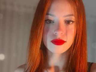 camgirl AliceCrox