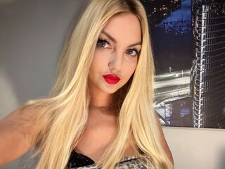 naked girl with webcam masturbating AlissaG
