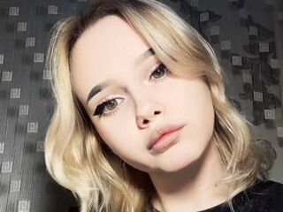 nude camgirl picture AlmaLonabaugh