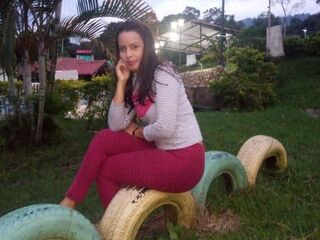 cam girl showing tits AmandaRuiz