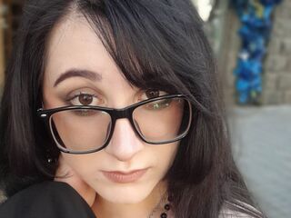 camslut fingering shaved pussy AmberlyPerri