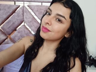 chat room live sex AndreaWeins