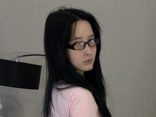 naughty cam girl fingering pussy AnnelieseFlorio