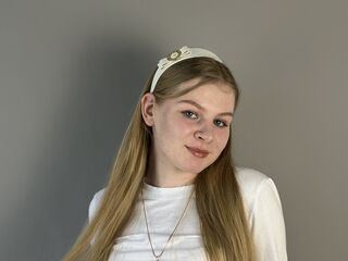 free camsex AntoniaCrumpton