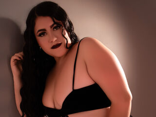 webcam babe chat room ArieWilde