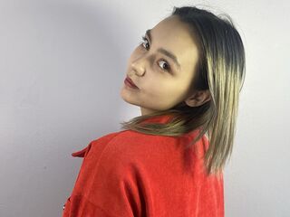 camslut fingering wet pussy BellaWaves