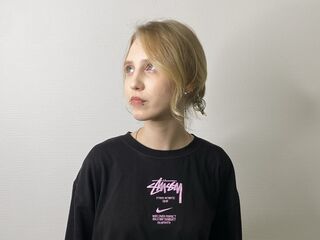live teaser cam BenitaMoorehouse