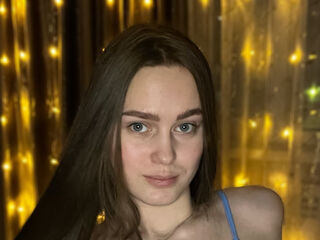 hot sex cam BernardineCaiafa