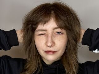 naked girl with webcam masturbating with sextoy BettieGiernoth