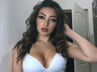 girl showing pussy BeverlyKass