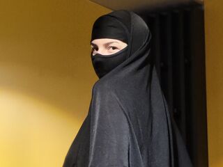 adult liveshow BiaBlack