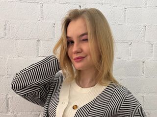 naughty cam girl CamillaCapoccia