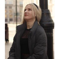 live sex cam photo CarinGoodwin