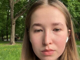 camwhore masturbating with sextoy CarlyWestenhaver