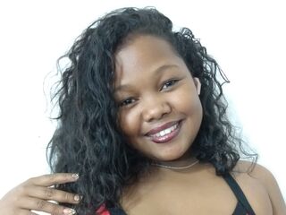 camgirl playing with vibrator CarreineJuliana