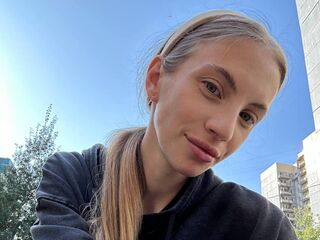 naughty chat CatherynBigger