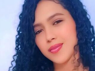 naughty camgirl CintyaDubois