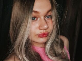 adult webcam chat room CirillaAkerman