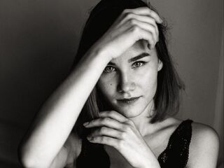 sexy cam girl picture ClareFlorence