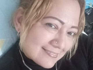 bedroom live webcam ClauDaniels