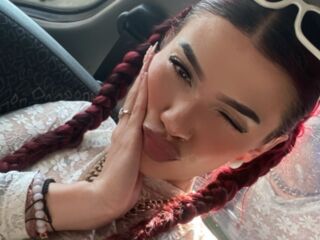naughty video chat ClhoeOwen