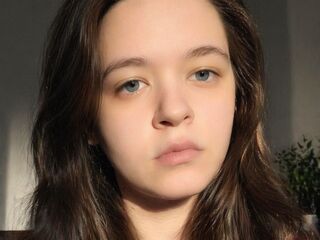 chatroom sex CorneliaAdling