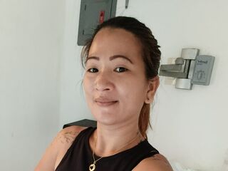 naked camgirl masturbating CristinaMimiss