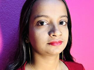 camgirl playing with dildo CuteMariya