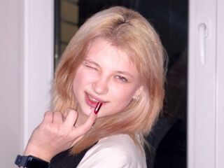 live strip tease show DaisySponholz