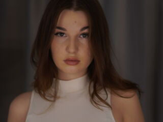 webcamgirl chatroom DanielleStinser