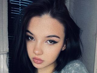 beautiful camgirl DarciKubas