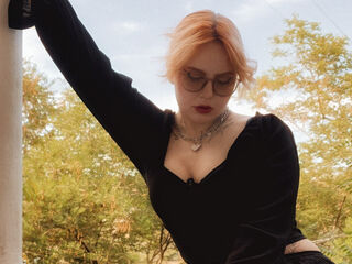 cam girl spreading pussy DarnellSehorn