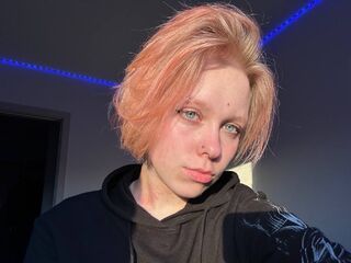 masturbating webcamgirl DeannaBaker