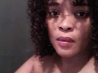 hot cam girl masturbating with sextoy DelicateDiamond