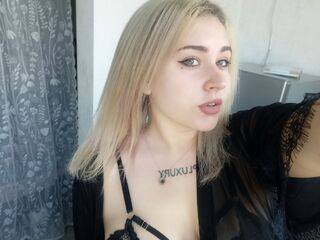 naked cam girl masturbating DinahSalimas